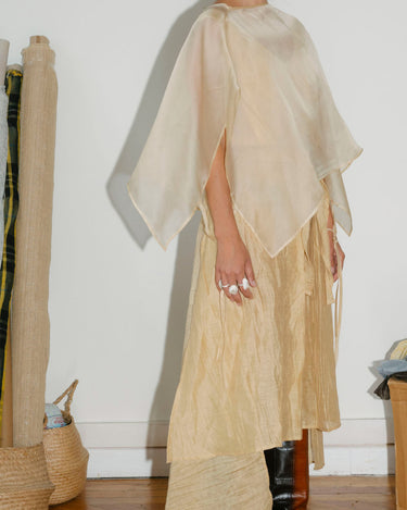 Color: Beige