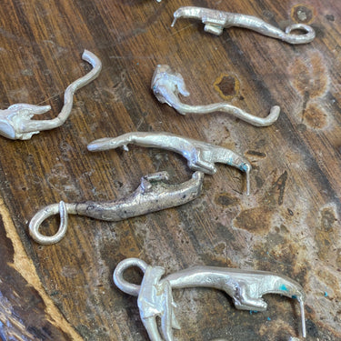 Cuélebres Earrings